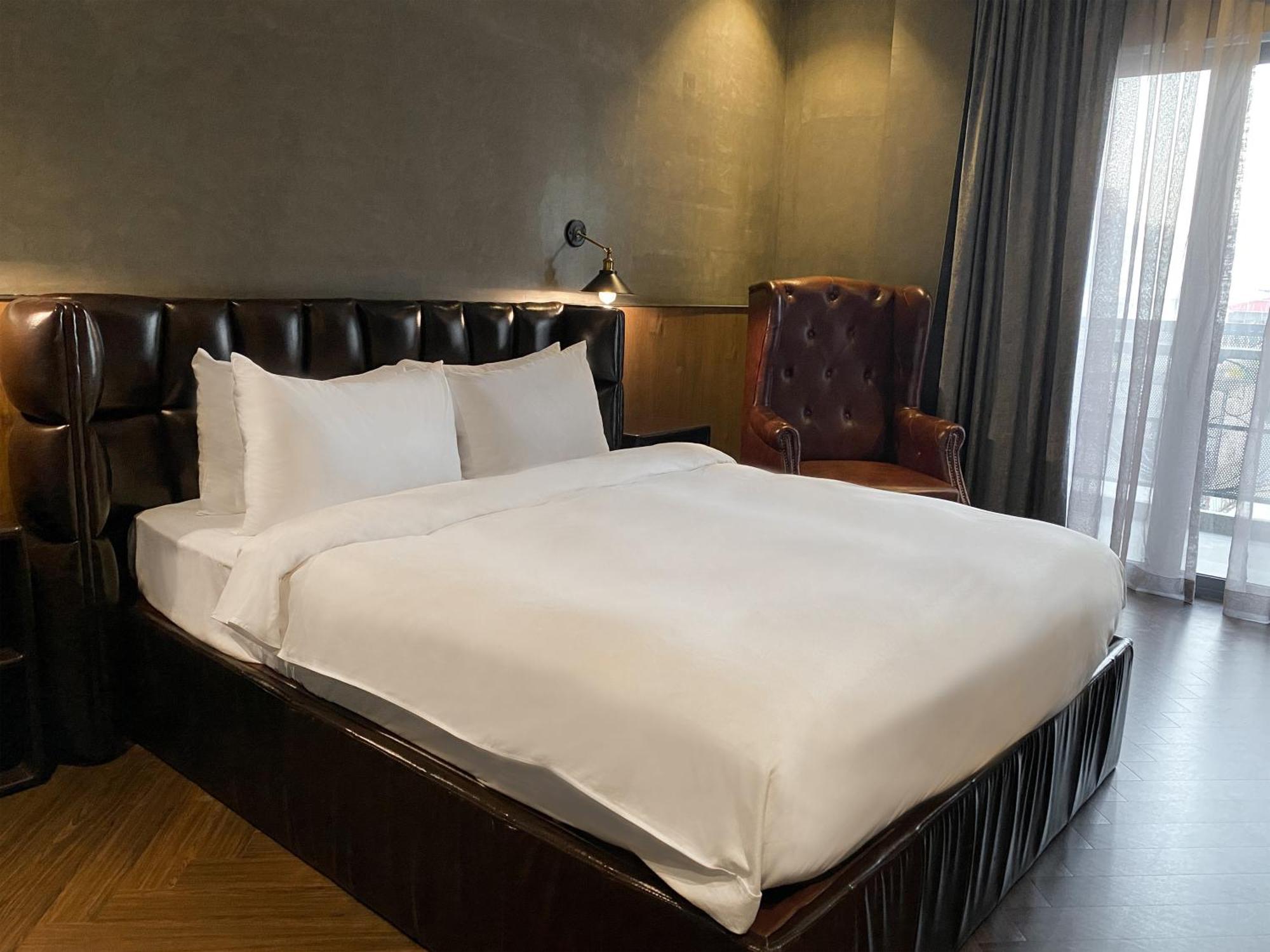 Check Inn Phnom Penh Bkk1 Exterior photo