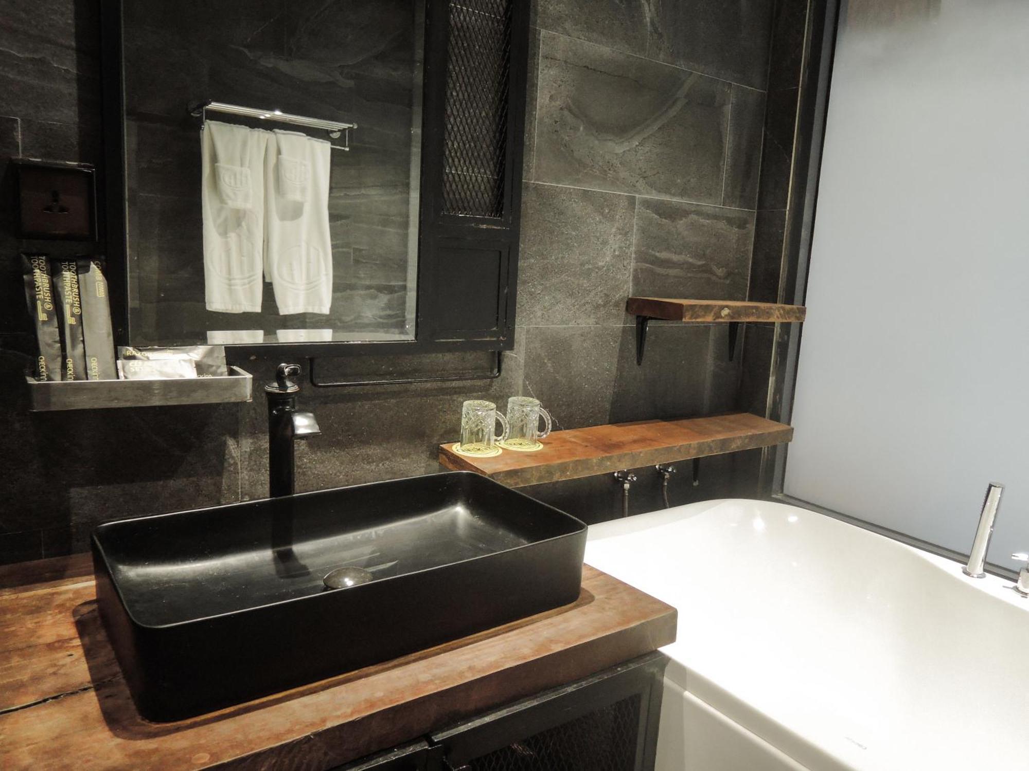 Check Inn Phnom Penh Bkk1 Exterior photo
